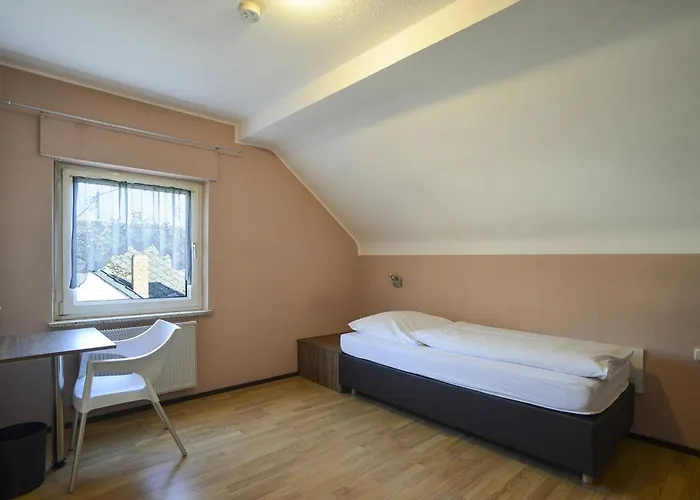 Fogadó Gaestehaus Rebstock Igel